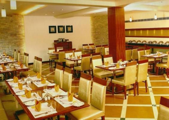 The Avenue Center Hotel Kochi Екстериор снимка